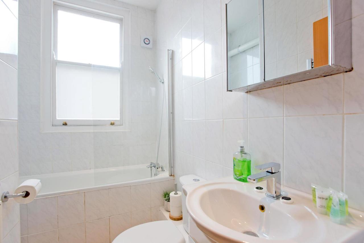 Comfortable Highbury Fields 1 Bedroom Apartment - Parking By Request ロンドン エクステリア 写真